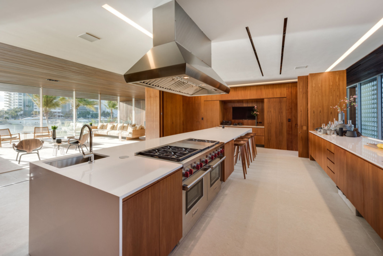 Kitchen Layout Interior Design